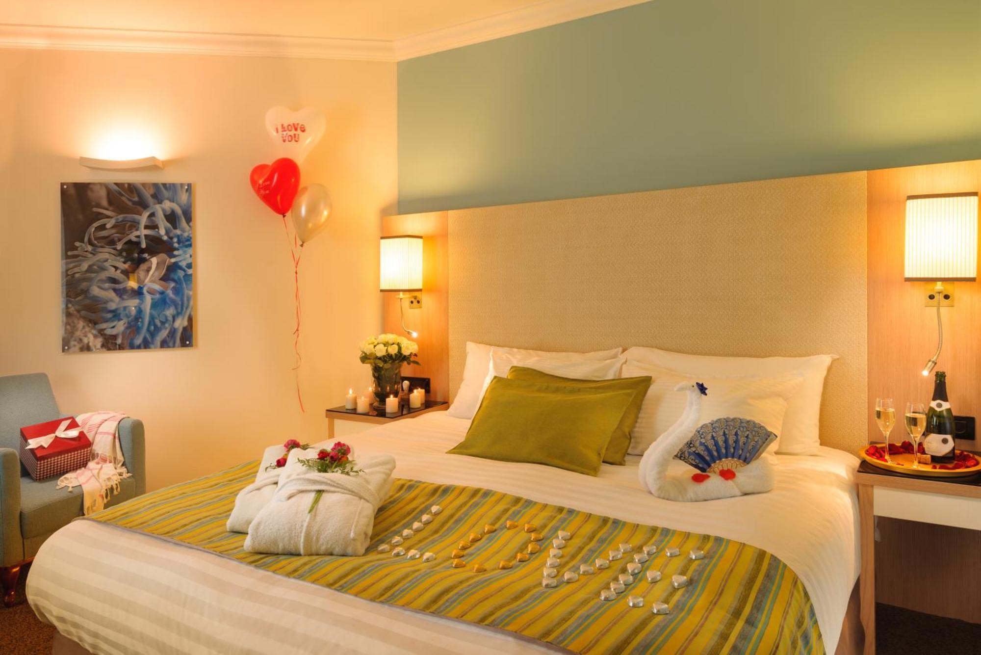 U Magic Palace Eilat Ngoại thất bức ảnh A room at the hotel