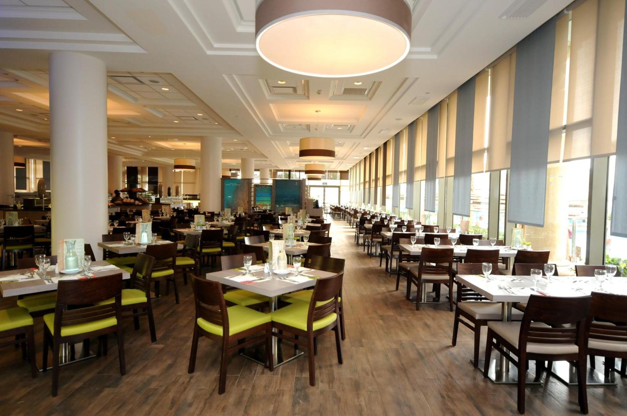 U Magic Palace Eilat Ngoại thất bức ảnh The restaurant