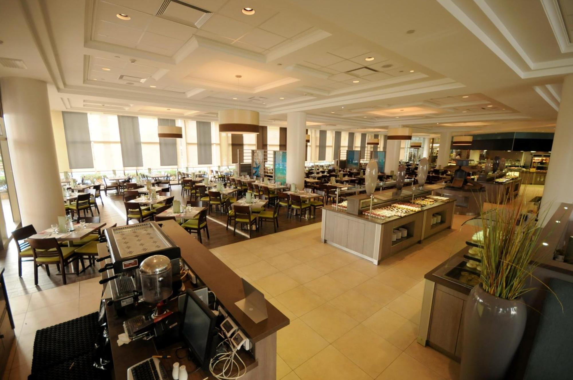 U Magic Palace Eilat Ngoại thất bức ảnh The restaurant at the hotel